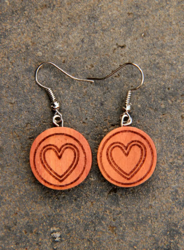 Originální dřevěné náušnice "Srdce" | PachaMama.cz