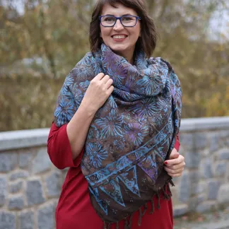 Sarong hnědý s velkými květy | PachaMama.cz