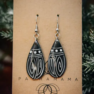 Kostěné náušnice 