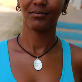 Náhrdelník s perleťovým příveskem       | PachaMama.cz