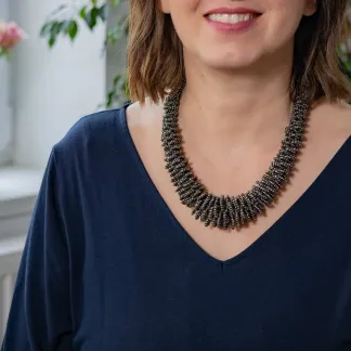 Náhrdelník Diana, korálkový, luxusní, hematitový | PachaMama.cz