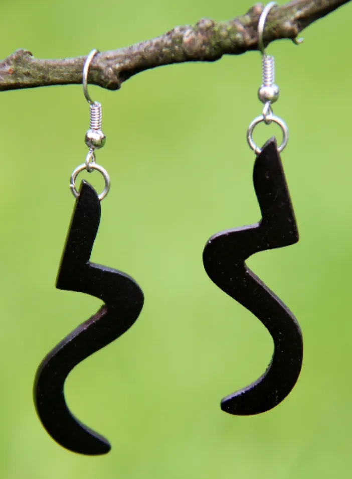 Dřevěné náušnice "Blesky" | PachaMama.cz