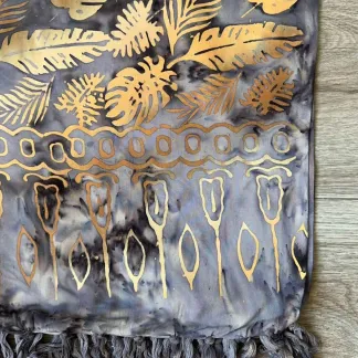 Sarong šedý s listy | PachaMama.cz