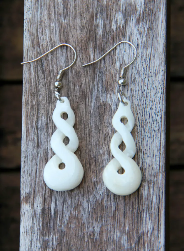 Kostěné náušnice "Nekončící"  | PachaMama.cz