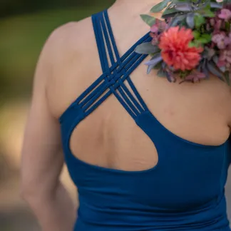 Tílko Lea s všitou braletkou, barva NAVY | PachaMama.cz