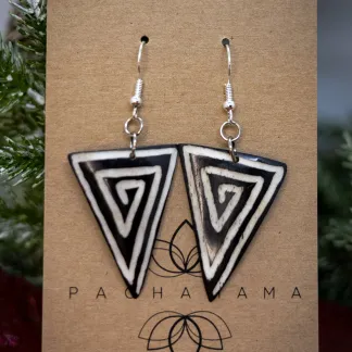 Kostěné náušnice 