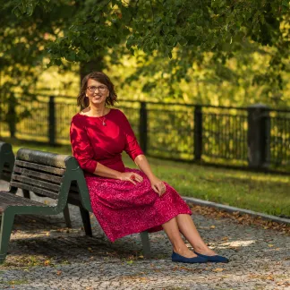 Sukně midi Red Peony Queen | PachaMama.cz