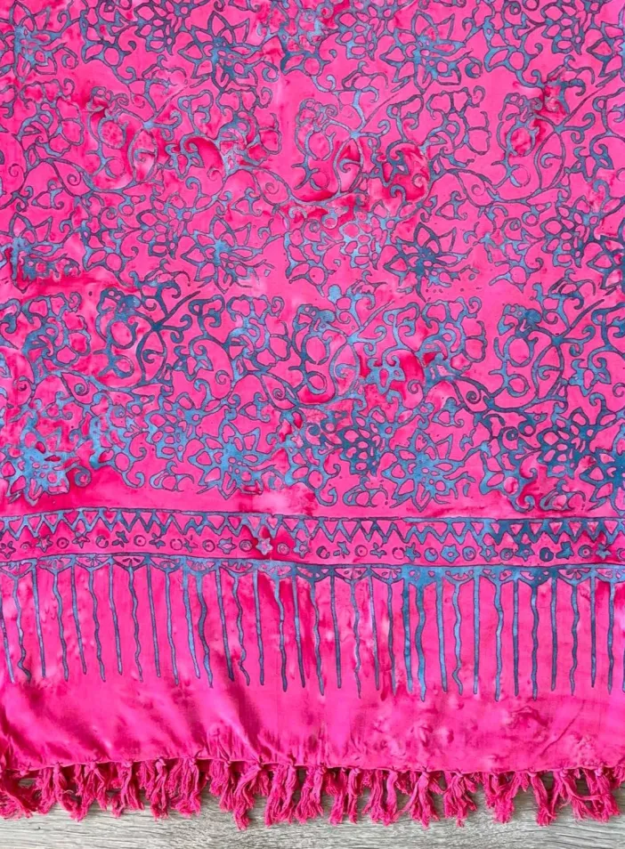 Sarong růžový s modrými květy | PachaMama.cz