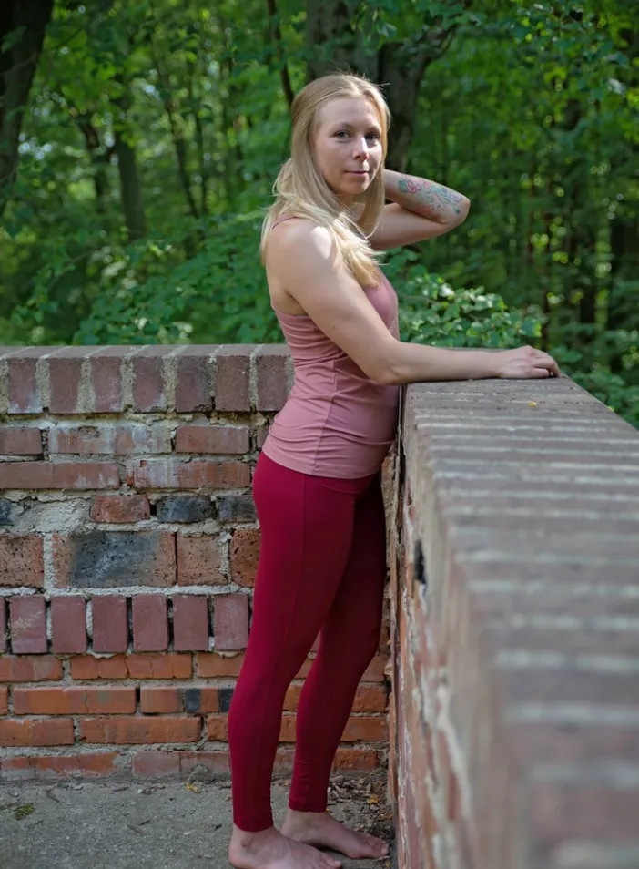 Legíny "Scarlet"  | PachaMama.cz