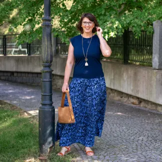 Triko Allure s výstřihem na zádech 