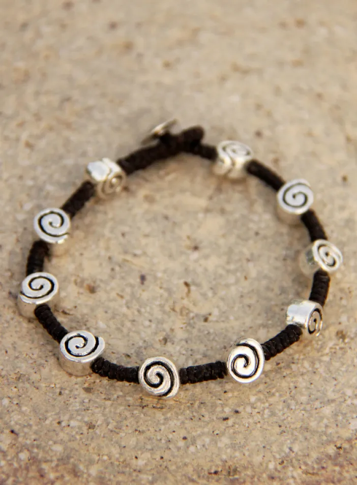 Náramek s kovovými korálky | PachaMama.cz