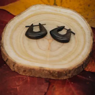 Dřevěné náušnice s tyčkou | PachaMama.cz