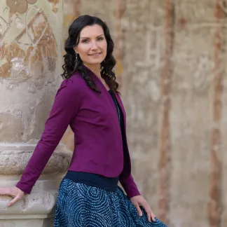 Maya – dámské sako s řaseným rukávem,fuchsiová barva | PachaMama.cz