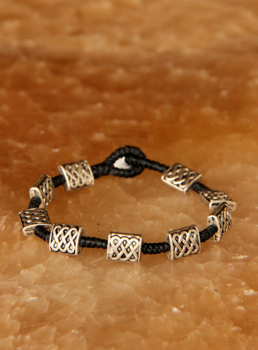 Náramek s kovovými korálky | PachaMama.cz