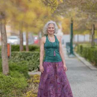 Tílko Lea s všitou braletkou, barva JASPER | PachaMama.cz