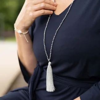 Náhrdelník Japa mala stříbrný se střapcem | PachaMama.cz