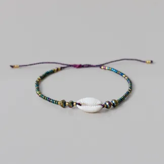 Minimalistický korálkový náramek s mušlí | PachaMama.cz