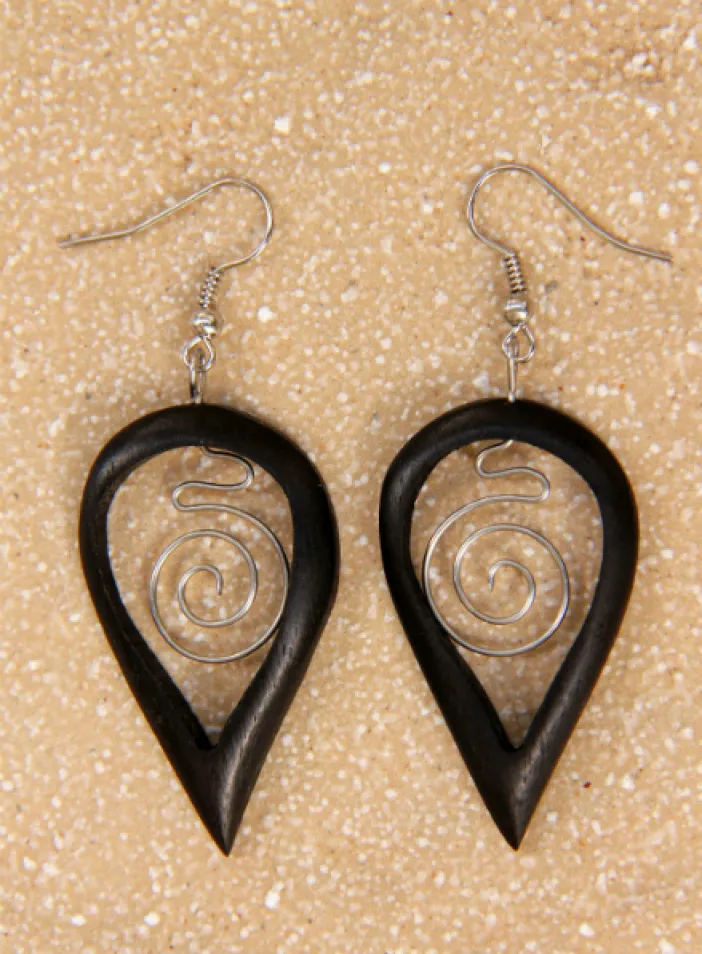 Dřevěné náušnice se spirálou  | PachaMama.cz