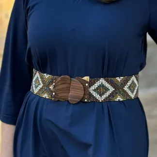 Korálkový opasek s dřevěnou přezkou | PachaMama.cz