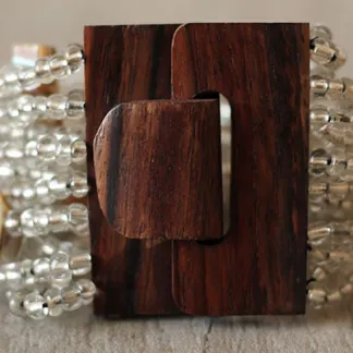 Náramek s dřevěnou přezkou, čirý, průhledný | PachaMama.cz