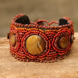 Korálkový náramek, vyšívaný, hnědooranžový | PachaMama.cz
