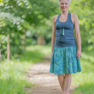 Tílko Lea s všitou braletkou, barva DK TEAL | PachaMama.cz