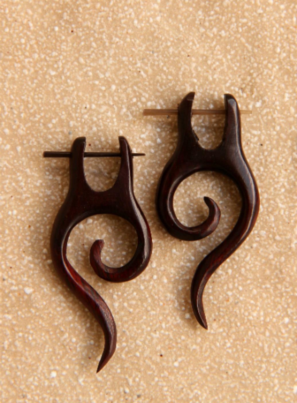 Dřevěné náušnice s tyčkou  | PachaMama.cz