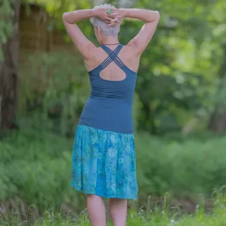 Tílko Lea s všitou braletkou, barva DK TEAL | PachaMama.cz