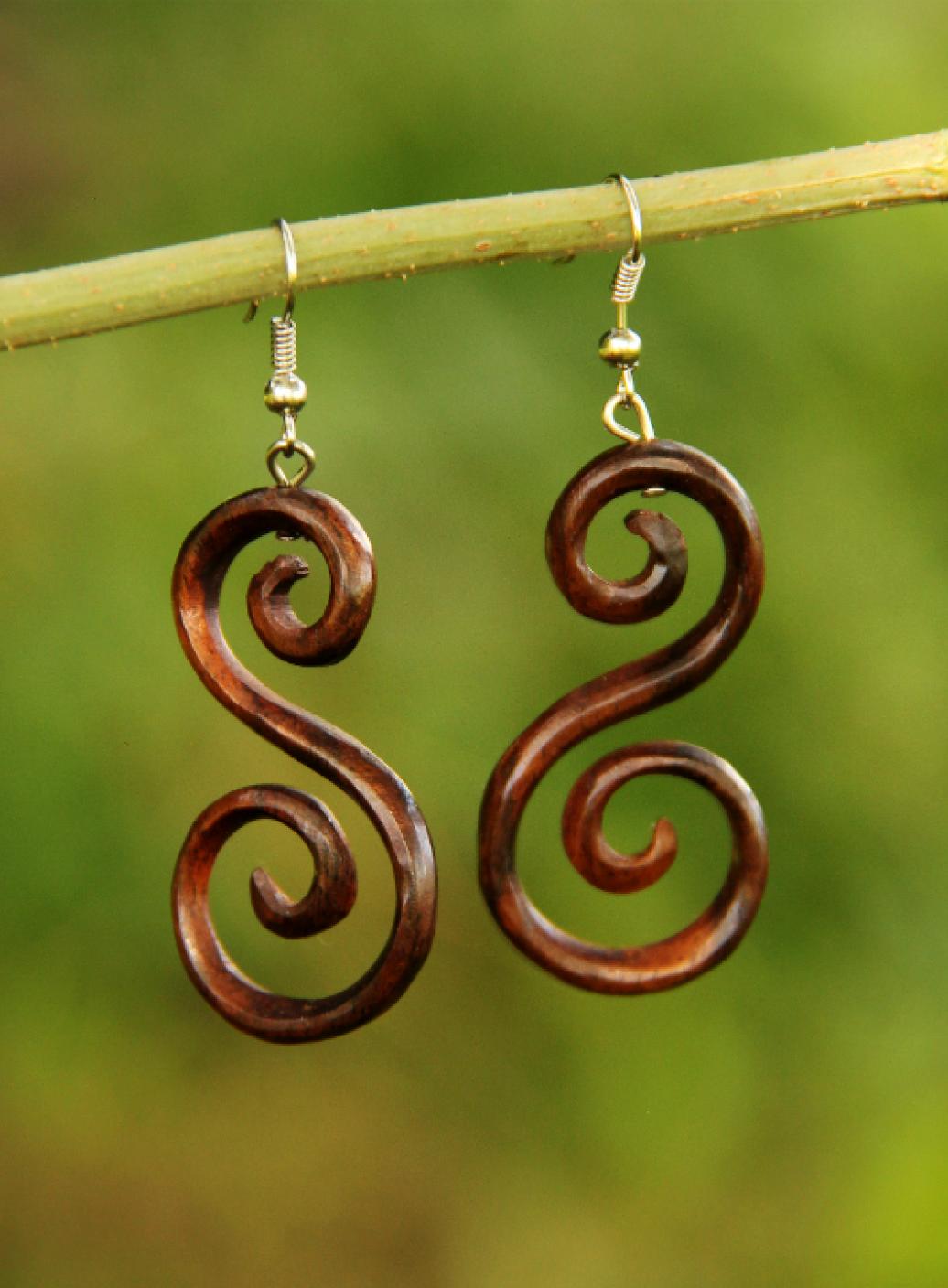 Dřevěné náušnice 