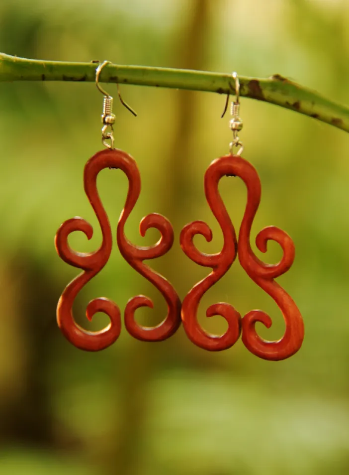 Dřevěné náušnice " Kudrlinky světlé" | PachaMama.cz