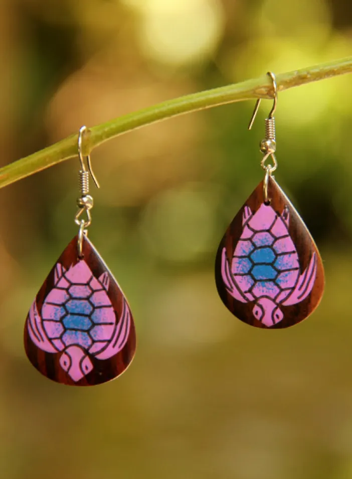 Dřevěné malované náušnice, želvičky růžové | PachaMama.cz