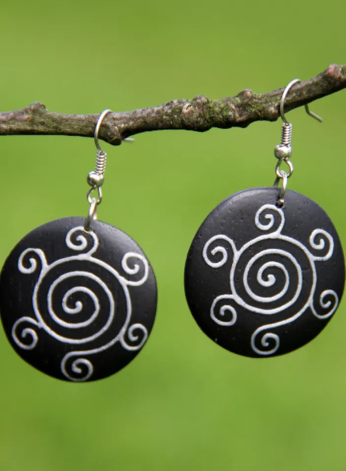 Dřevěné náušnice "Sun spiral" | PachaMama.cz