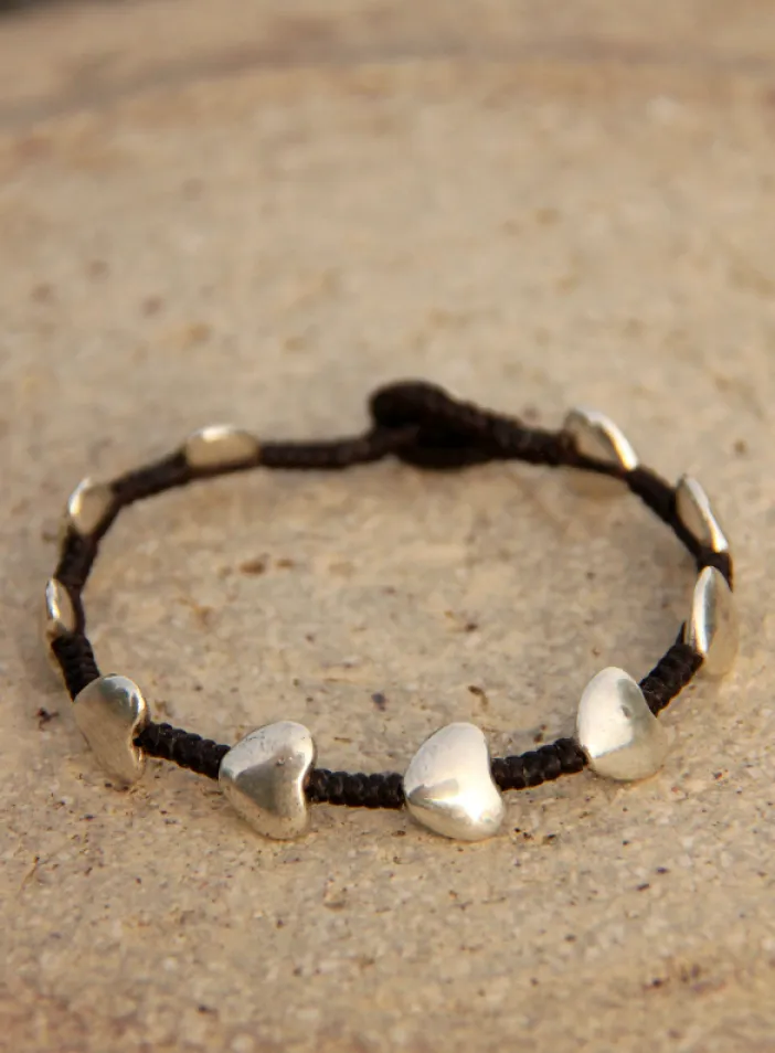 Náramek s kovovými korálky | PachaMama.cz