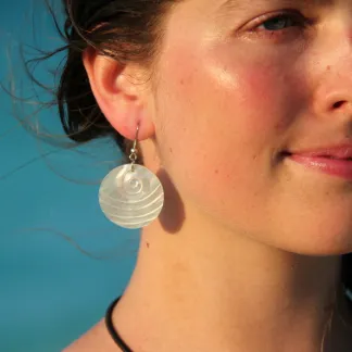 Náušnice a náhrdelník z perleti  | PachaMama.cz