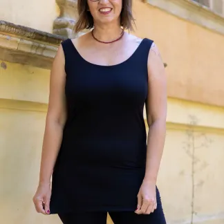 Dlouhé tílko Lenny s všitou braletkou, BLACK | PachaMama.cz