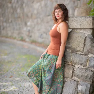 Tílko Lea s všitou braletkou, barva MOCHA | PachaMama.cz