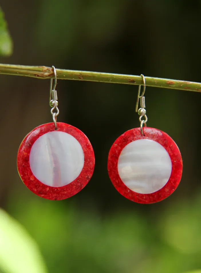 Náušnice s červeným korálem | PachaMama.cz