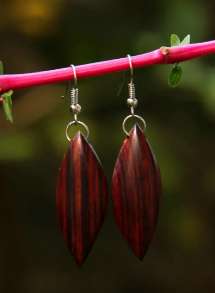 Dřevěné náušnice "Sailon" | PachaMama.cz