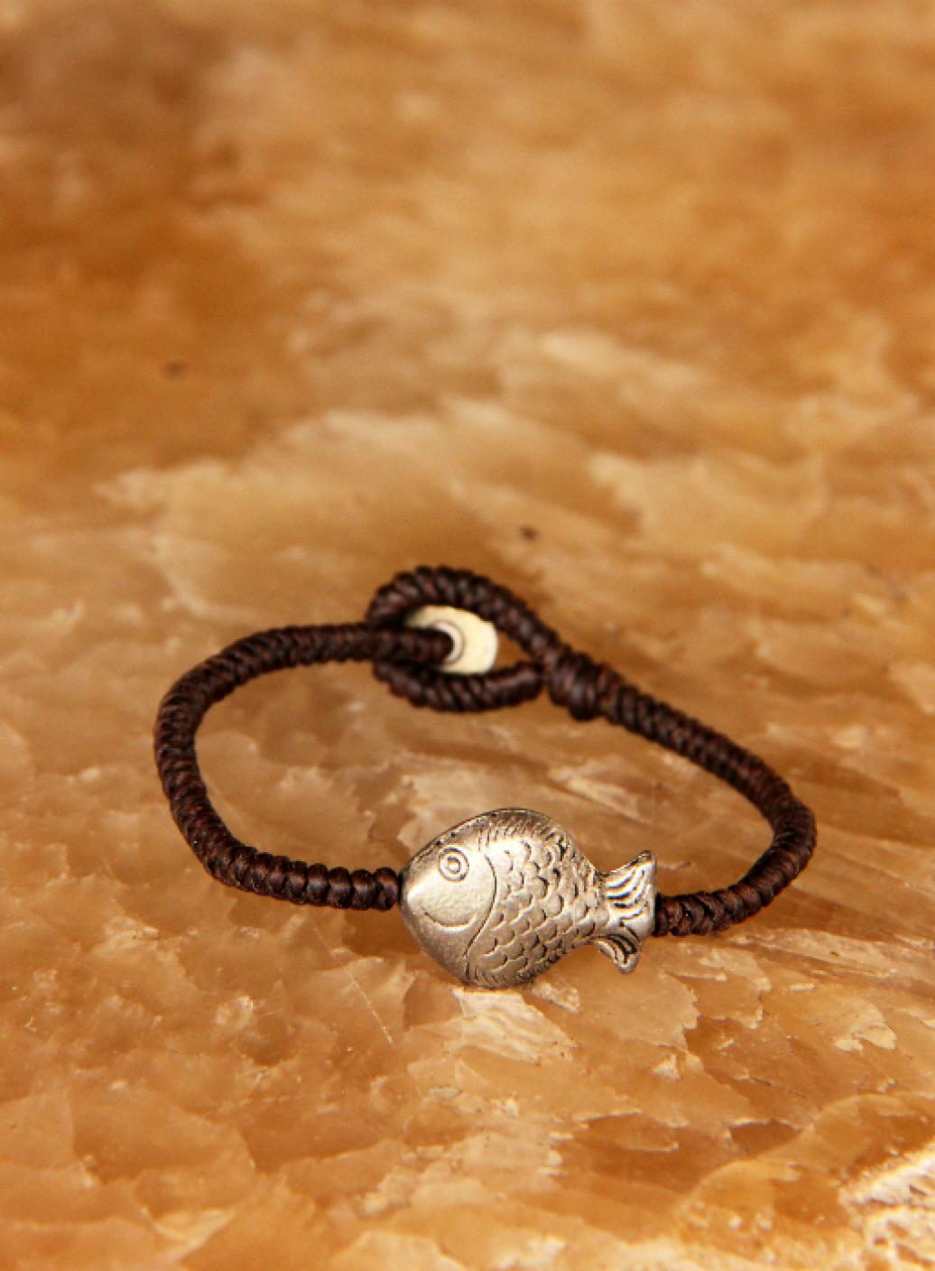 Náramek s kovovými korálky | PachaMama.cz