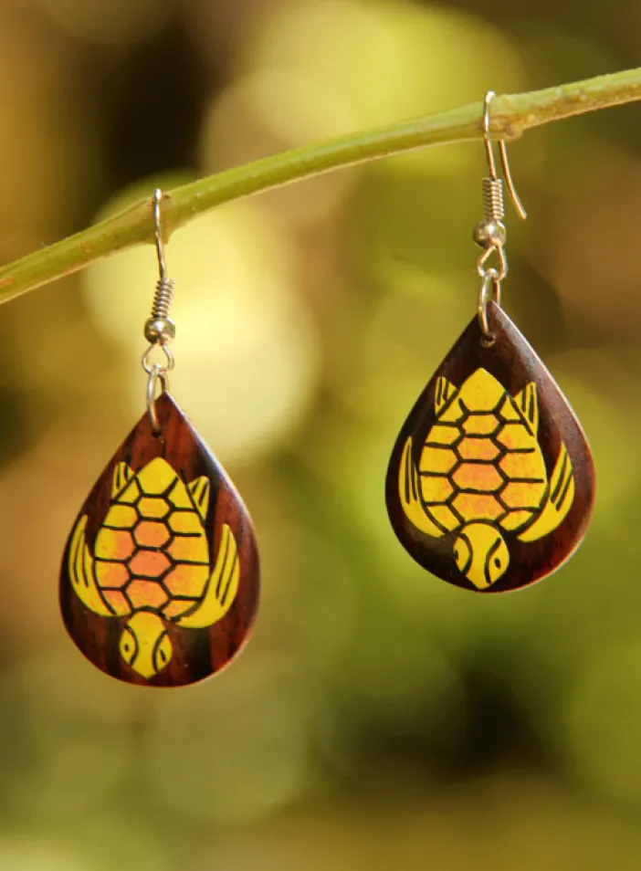 Dřevěné malované náušnice, želvičky žluté | PachaMama.cz