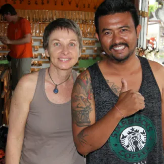 Dřevěné náušnice s tyčkou | PachaMama.cz