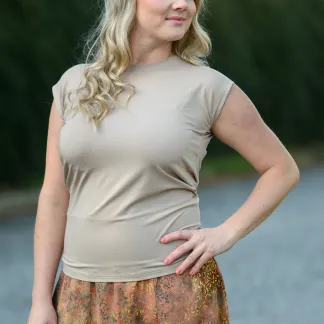 Triko Allure s výstřihem na zádech 