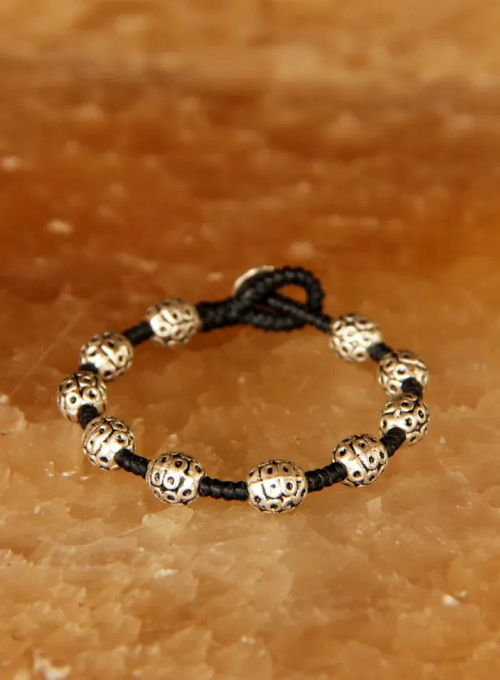 Náramek s kovovými korálky | PachaMama.cz