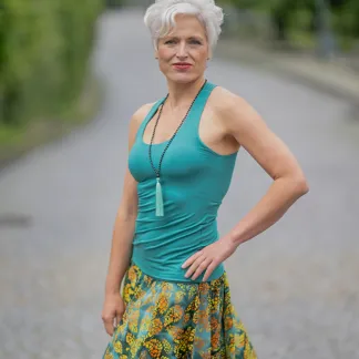 Tílko Lea s všitou braletkou, barva JADE | PachaMama.cz