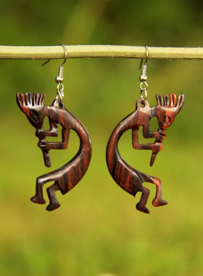 Dřevěné náušnice "Kokopeli" | PachaMama.cz