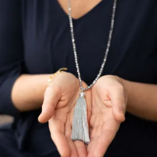 Náhrdelník Japa mala stříbrný se střapcem | PachaMama.cz