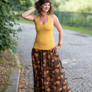 Tílko Lea s všitou braletkou, barva CHINESE YELLOW | PachaMama.cz