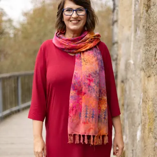 Sarong růžovooranžový s květy | PachaMama.cz