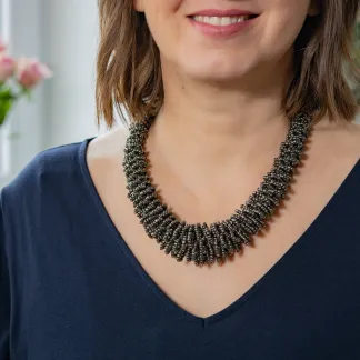 Náhrdelník Diana, korálkový, luxusní, hematitový | PachaMama.cz