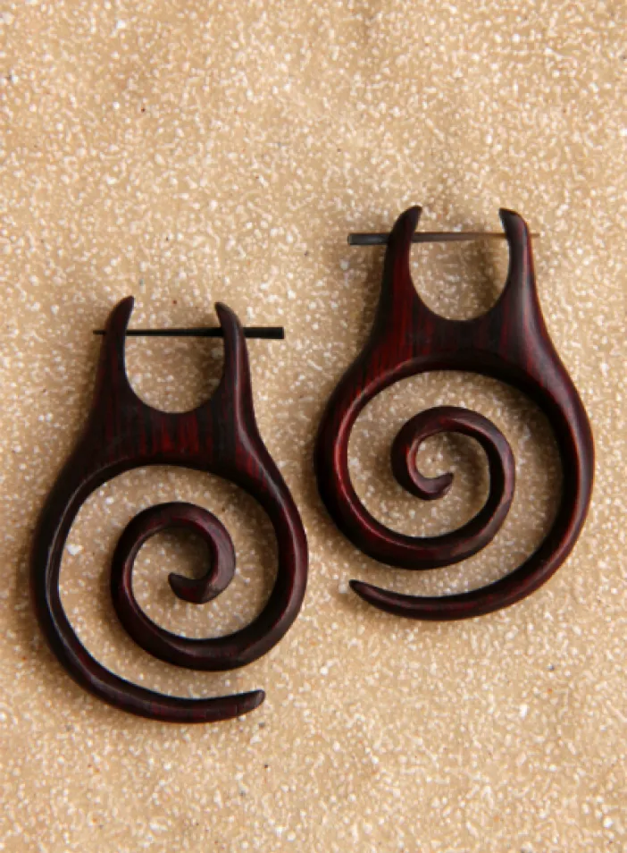 Dřevěné náušnice s tyčkou  | PachaMama.cz